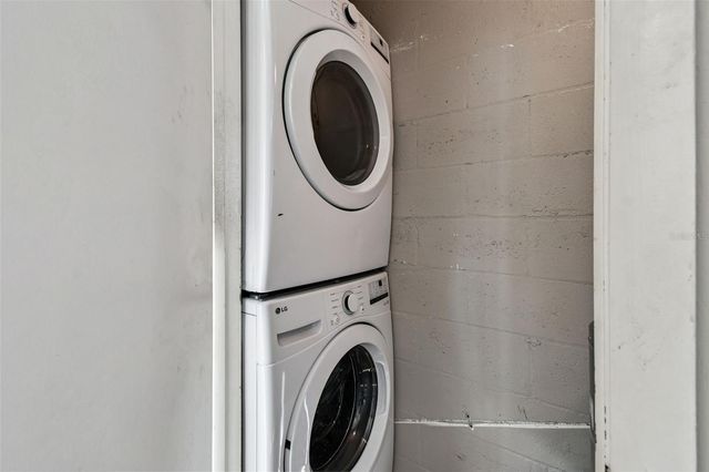 9032 MISSION OAKS BOULEVARD F, Seminole, FL 33776