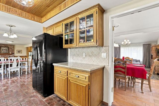 142 Spindlewood Avenue, Camarillo, CA 93012