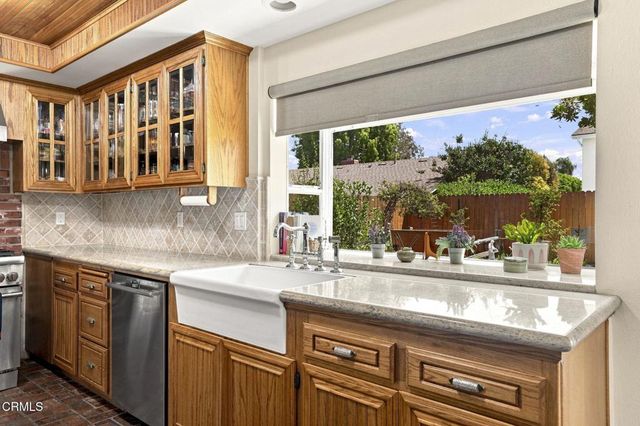 142 Spindlewood Avenue, Camarillo, CA 93012