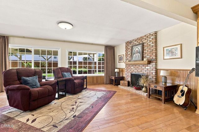 142 Spindlewood Avenue, Camarillo, CA 93012