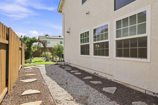 142 Spindlewood Avenue, Camarillo, CA 93012