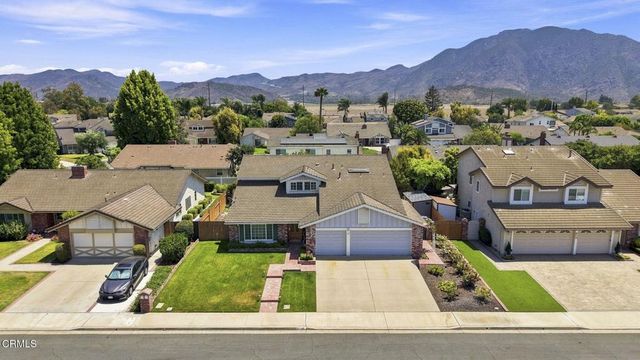 142 Spindlewood Avenue, Camarillo, CA 93012