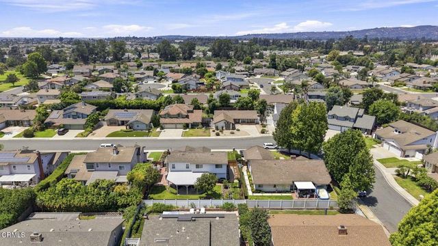 142 Spindlewood Avenue, Camarillo, CA 93012