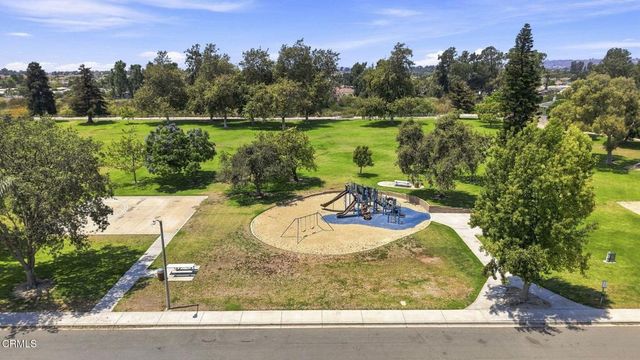 142 Spindlewood Avenue, Camarillo, CA 93012