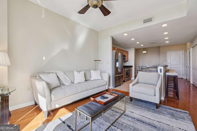 3040 Peachtree Road NW 606, Atlanta, GA 30305