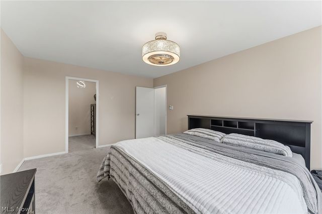 12520 Edgewater Drive 1501, Lakewood, OH 44107