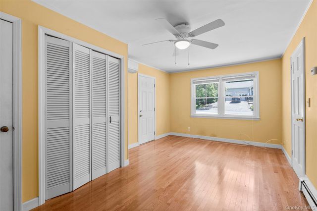 208 Woodhampton Drive, White Plains, NY 10603