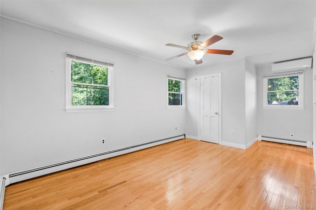 208 Woodhampton Drive, White Plains, NY 10603
