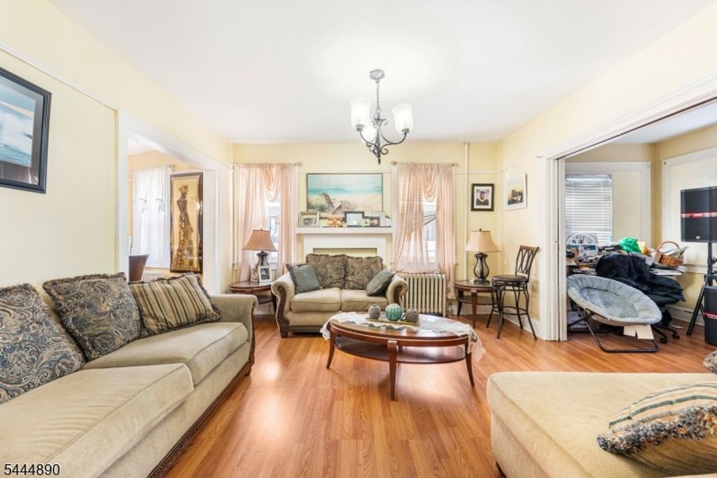 312 E 1St Ave, Roselle Boro, NJ 07203 — photo 4