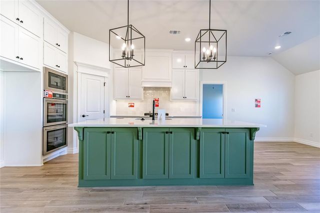 9317 NW 115th Terrace, Yukon, OK 73099