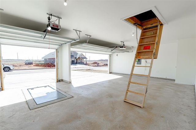 9317 NW 115th Terrace, Yukon, OK 73099