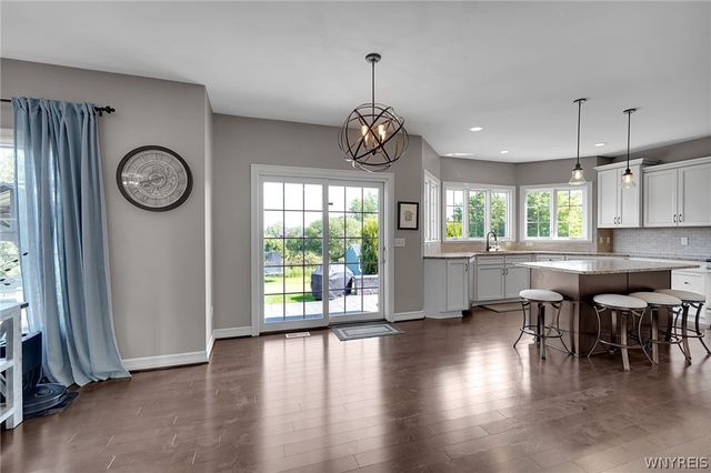 9518 Bent Grass, Clarence, NY 14032