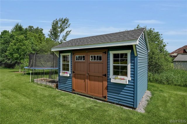 9518 Bent Grass, Clarence, NY 14032