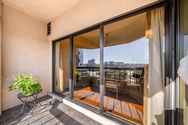 2001 Holcombe Boulevard 803, Houston, TX 77030