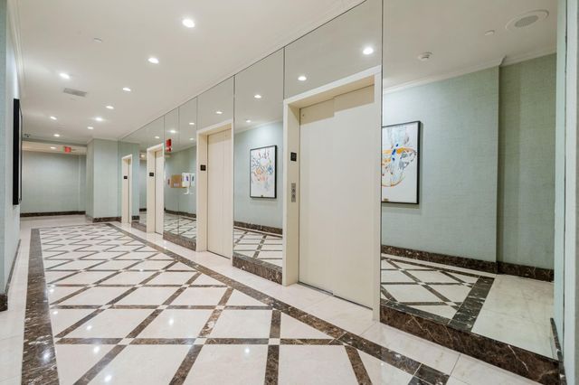 2001 Holcombe Boulevard 803, Houston, TX 77030