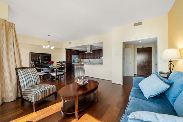 2001 Holcombe Boulevard 803, Houston, TX 77030