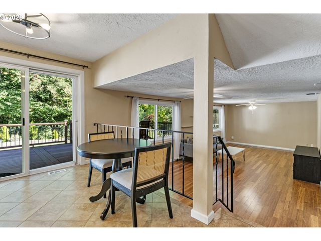 970 Nw 176TH Ave, Beaverton, OR 97006