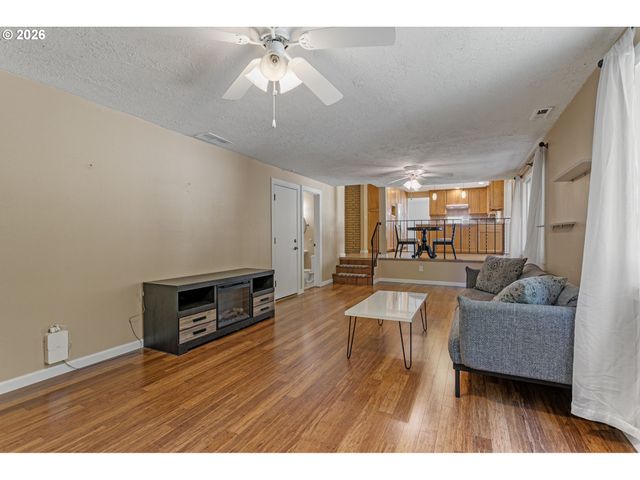 970 Nw 176TH Ave, Beaverton, OR 97006