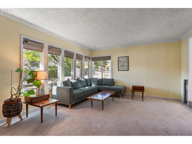 970 Nw 176TH Ave, Beaverton, OR 97006