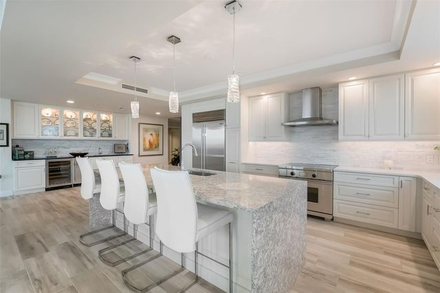 795 COLLANY ROAD 201, Tierra Verde, FL 33715