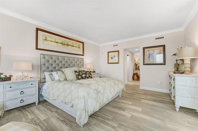 795 COLLANY ROAD 201, Tierra Verde, FL 33715