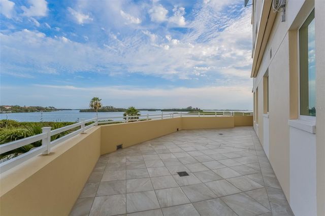 795 COLLANY ROAD 201, Tierra Verde, FL 33715