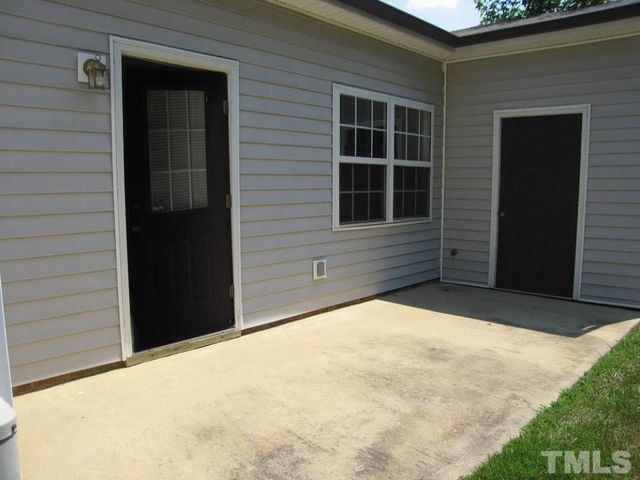 101 Rock Haven Road D402, Carrboro, NC 27510