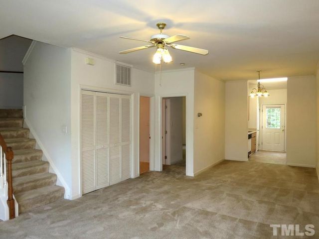 101 Rock Haven Road D402, Carrboro, NC 27510