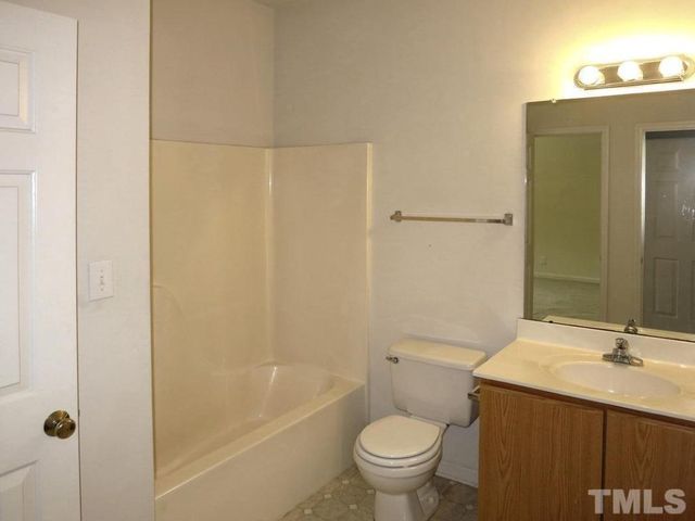 101 Rock Haven Road D402, Carrboro, NC 27510