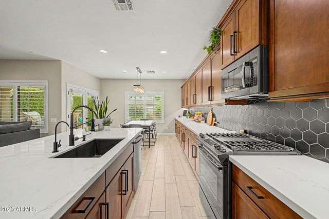 21117 N 37TH Run, Phoenix, AZ 85050