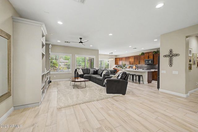 21117 N 37TH Run, Phoenix, AZ 85050