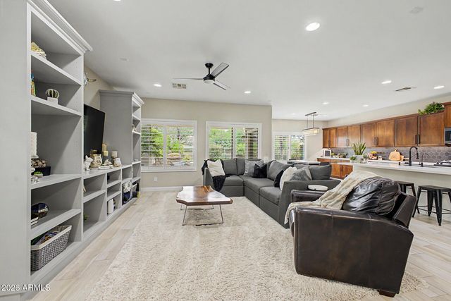21117 N 37TH Run, Phoenix, AZ 85050