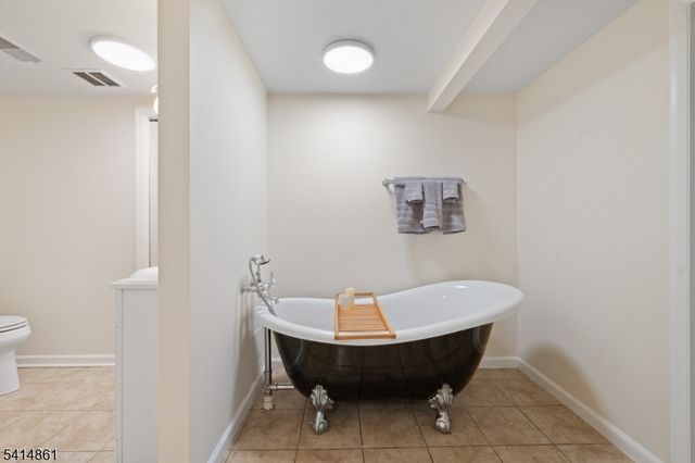 229 Hockenbury Rd, Hillsborough Twp., NJ 08844