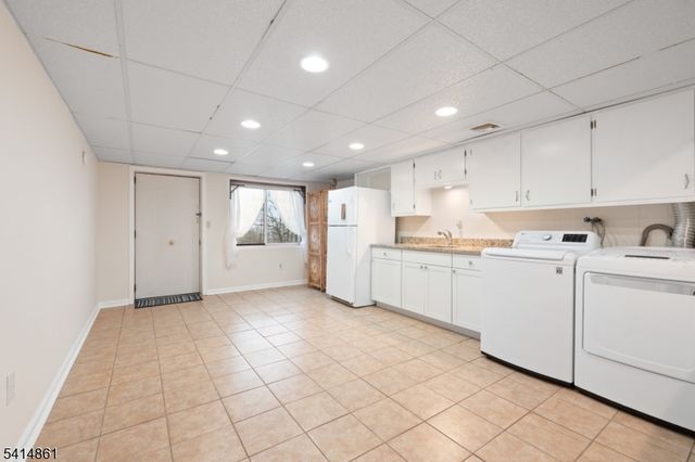 229 Hockenbury Rd, Hillsborough Twp., NJ 08844