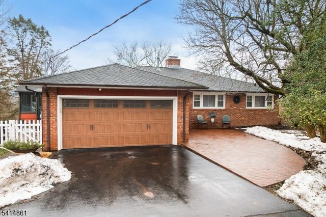 229 Hockenbury Rd, Hillsborough Twp., NJ 08844