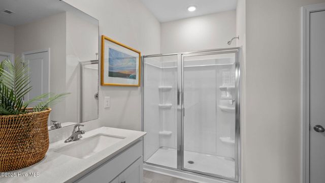 232 Lake Tyler Drive, New Bern, NC 28560