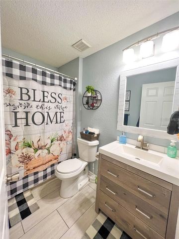 307 DIAMOND RIDGE BOULEVARD, Auburndale, FL 33823