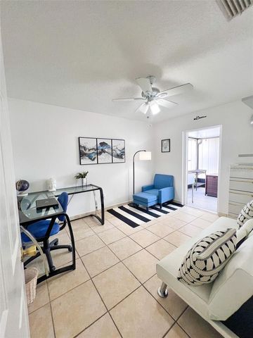 307 DIAMOND RIDGE BOULEVARD, Auburndale, FL 33823