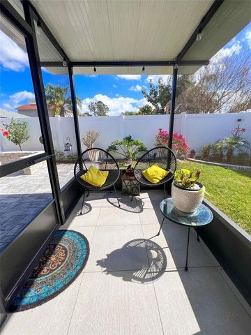 307 DIAMOND RIDGE BOULEVARD, Auburndale, FL 33823