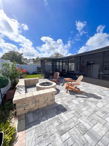 307 DIAMOND RIDGE BOULEVARD, Auburndale, FL 33823