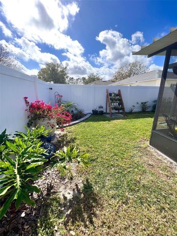 307 DIAMOND RIDGE BOULEVARD, Auburndale, FL 33823