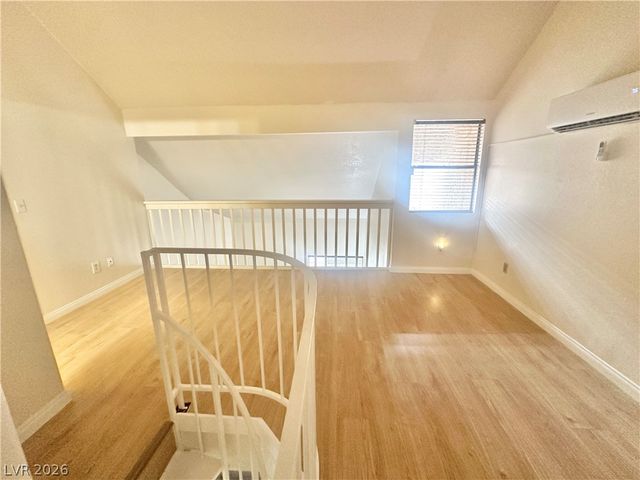 510 Elm Drive 205, Las Vegas, NV 89169
