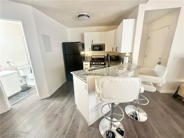 510 Elm Drive 205, Las Vegas, NV 89169
