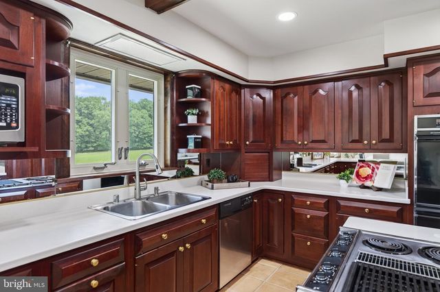 1951 ALBERT RILL RD, Hampstead, MD 21074