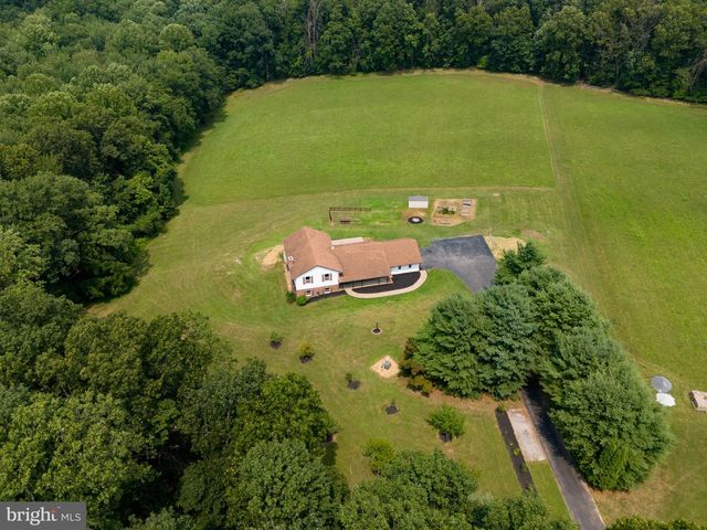 1951 ALBERT RILL RD, Hampstead, MD 21074