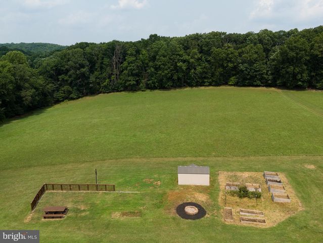 1951 ALBERT RILL RD, Hampstead, MD 21074