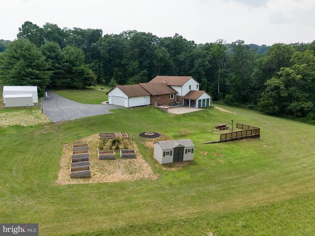1951 ALBERT RILL RD, Hampstead, MD 21074