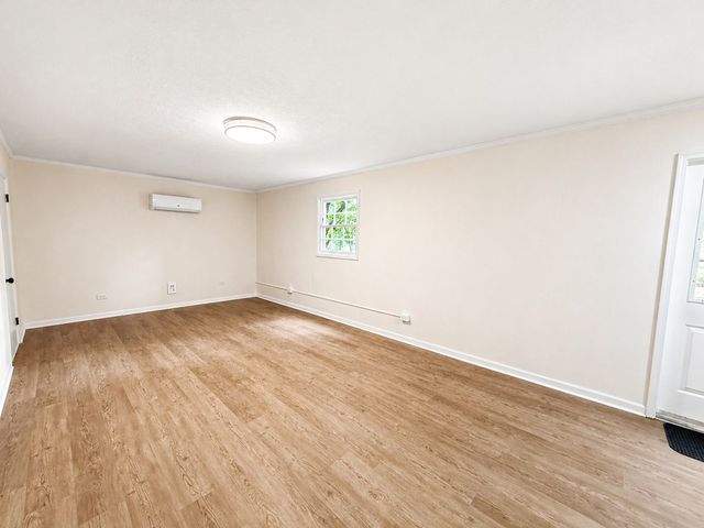 1102 Buena Vista Dr, Dothan, AL 36303