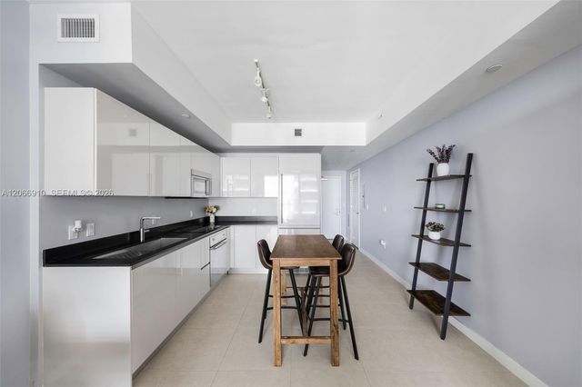 1010 Brickell Avenue 3610, Miami, FL 33131
