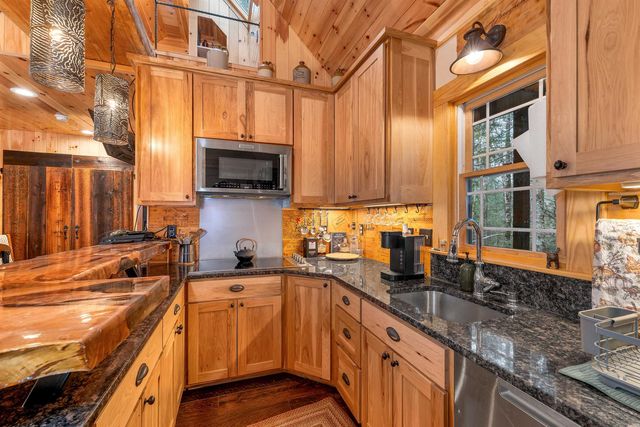 1 Sanctuary Lane, Meredith, NH 03253